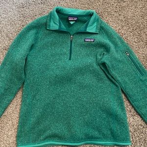 Patagonia Womens Large 1/4 zip sweatshirt